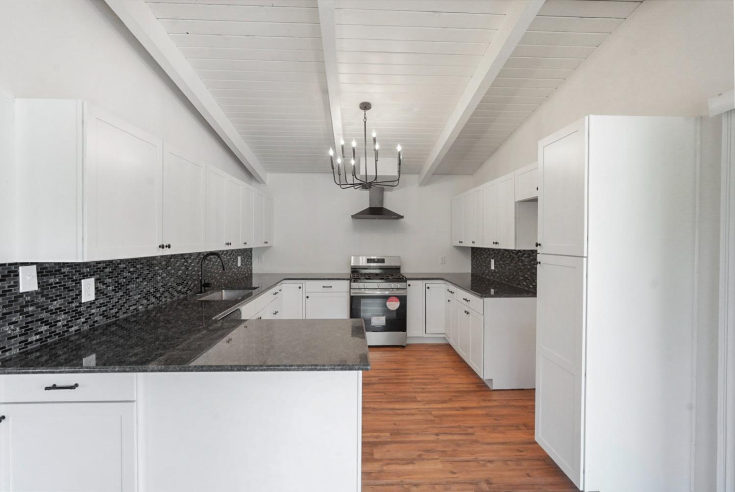 Detail Gallery Image 10 of 31 For 16310 Jacksonville Rd, Jamestown,  CA 95327 - 3 Beds | 1 Baths