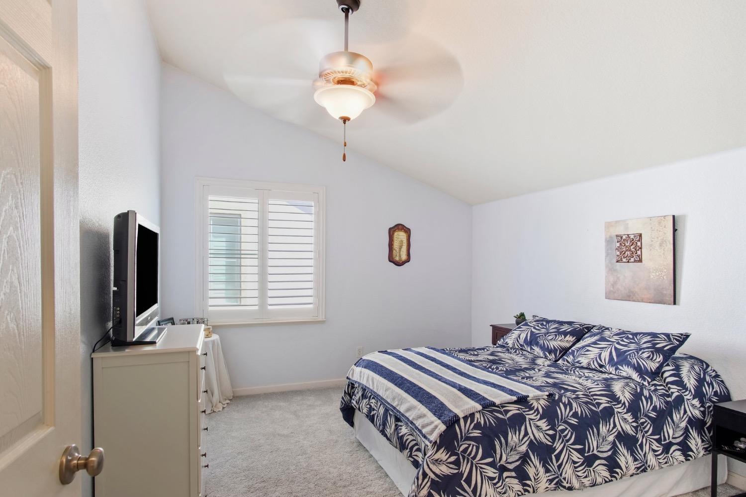 Detail Gallery Image 16 of 19 For 561 Branding Iron St, Oakdale,  CA 95361 - 3 Beds | 3 Baths