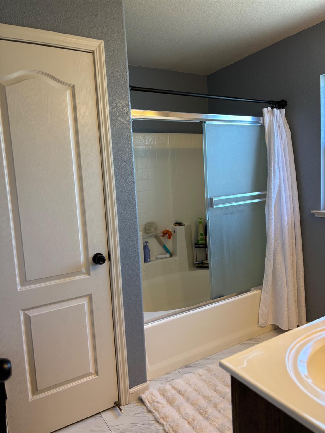 Detail Gallery Image 16 of 30 For 1617 Heath Way, Ceres,  CA 95307 - 4 Beds | 2/1 Baths