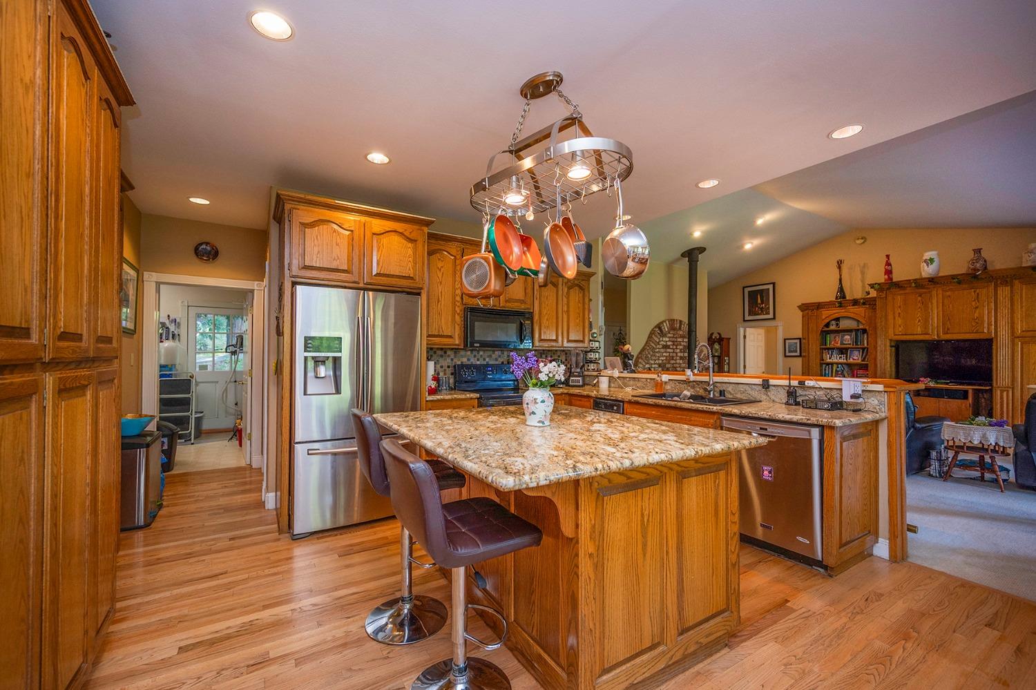 Dio Linda Court, Pollock Pines, California image 7