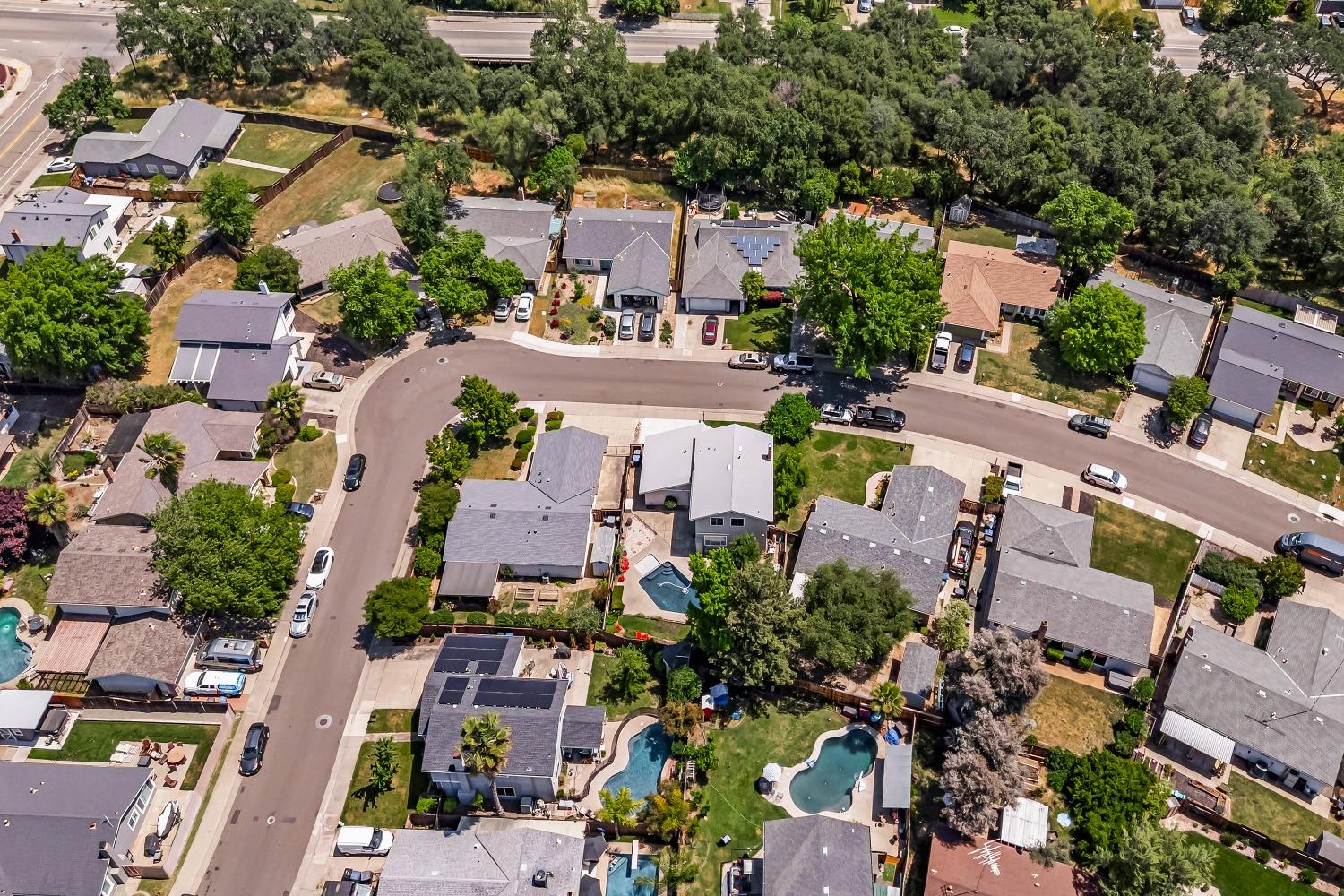 Detail Gallery Image 47 of 52 For 6627 Creekmont Way, Citrus Heights,  CA 95621 - 4 Beds | 2/1 Baths