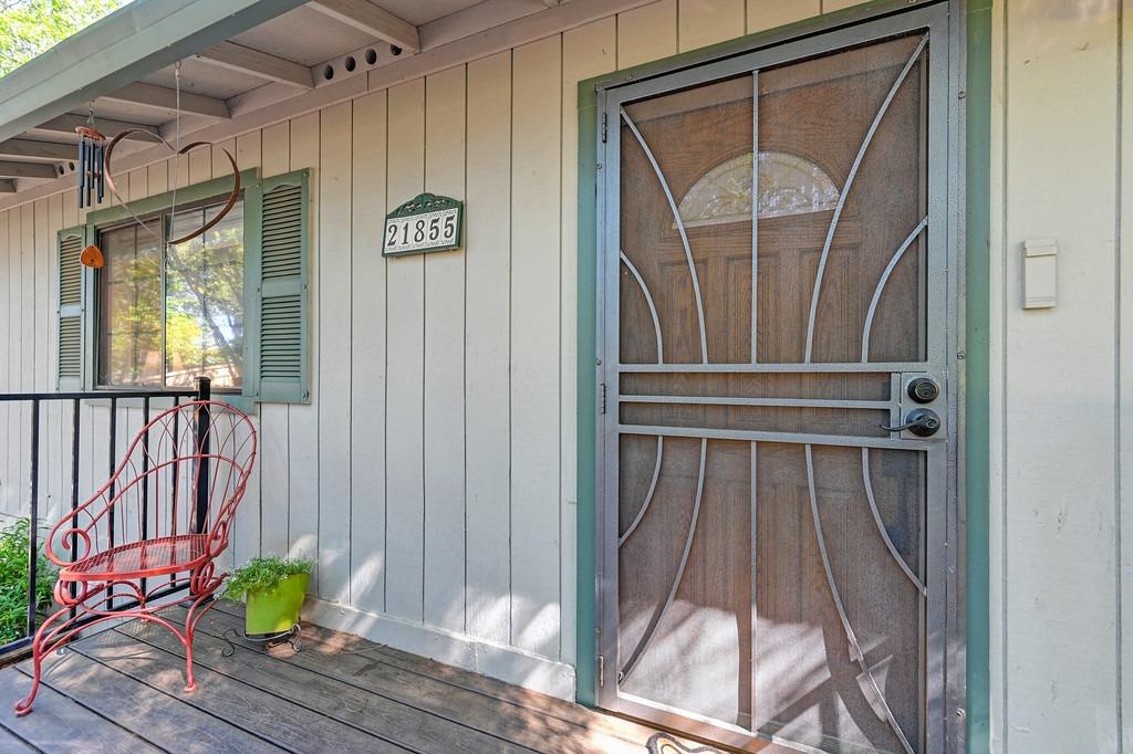 Detail Gallery Image 7 of 54 For 21855 Digger Pine Ln, Colfax,  CA 95713 - 3 Beds | 2 Baths