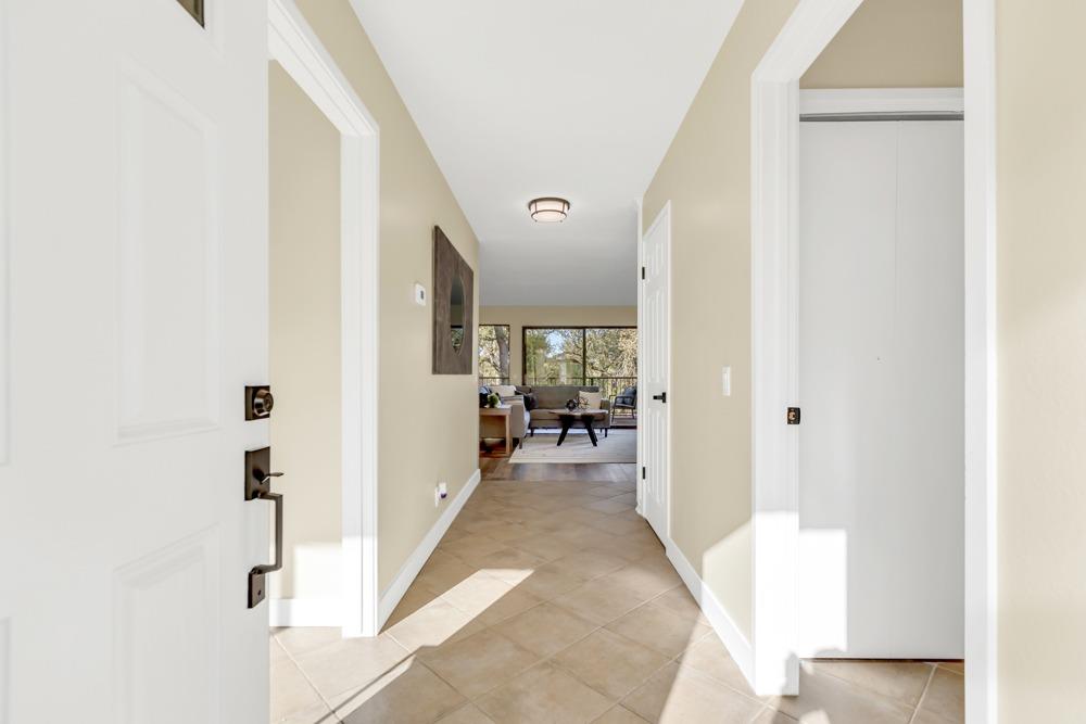 Photo #6: 225058608 Listing: Photo #6