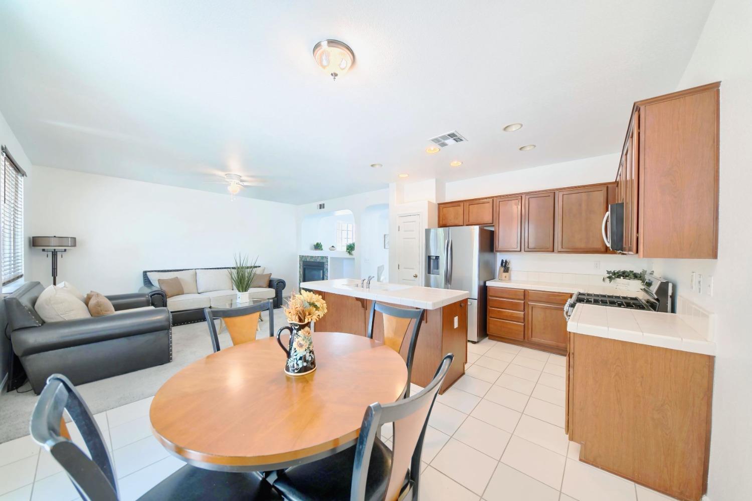 Detail Gallery Image 28 of 99 For 8061 Shay Circle Cir, Stockton,  CA 95212 - 4 Beds | 2/1 Baths