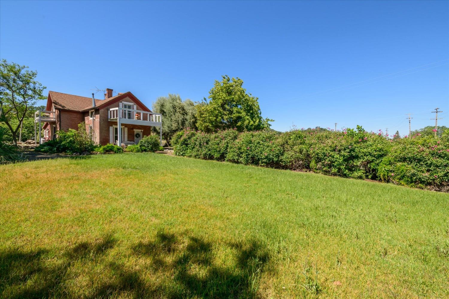 Detail Gallery Image 5 of 52 For 25107 Main St, Capay,  CA 95607 - 3 Beds | 1/1 Baths