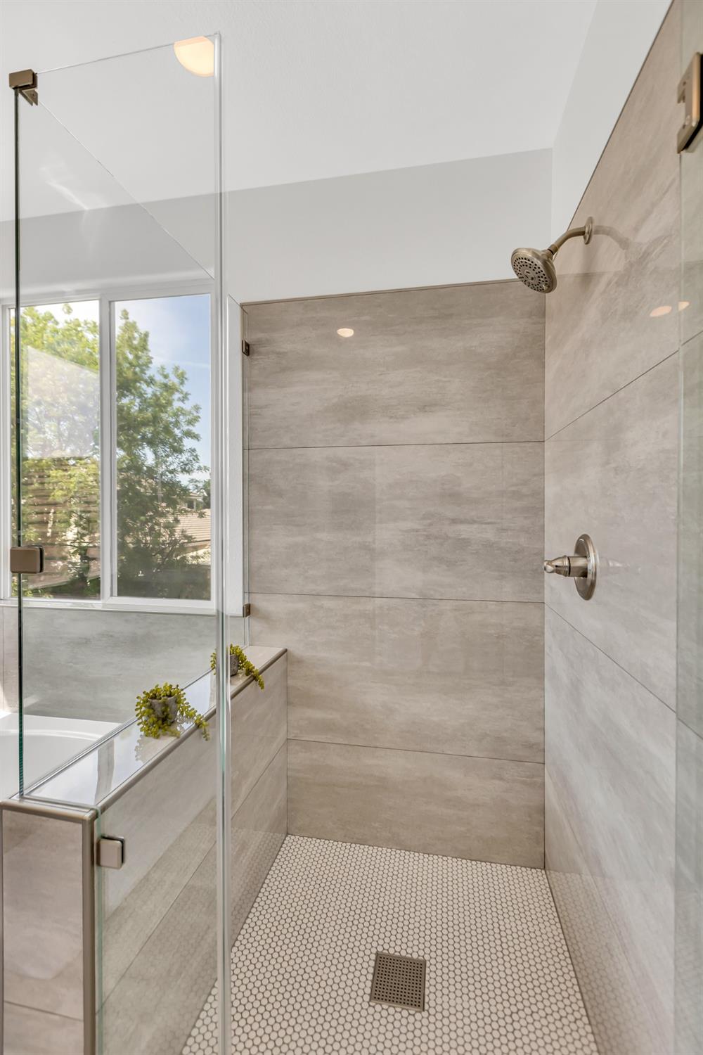 Detail Gallery Image 49 of 68 For 5409 Friesian Way, Elk Grove,  CA 95757 - 4 Beds | 2/1 Baths