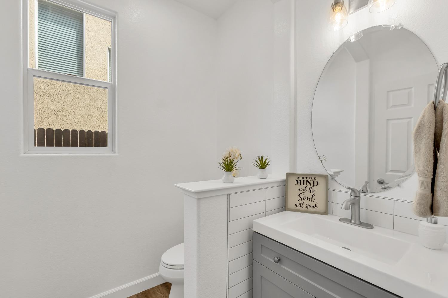 Detail Gallery Image 25 of 68 For 5409 Friesian Way, Elk Grove,  CA 95757 - 4 Beds | 2/1 Baths