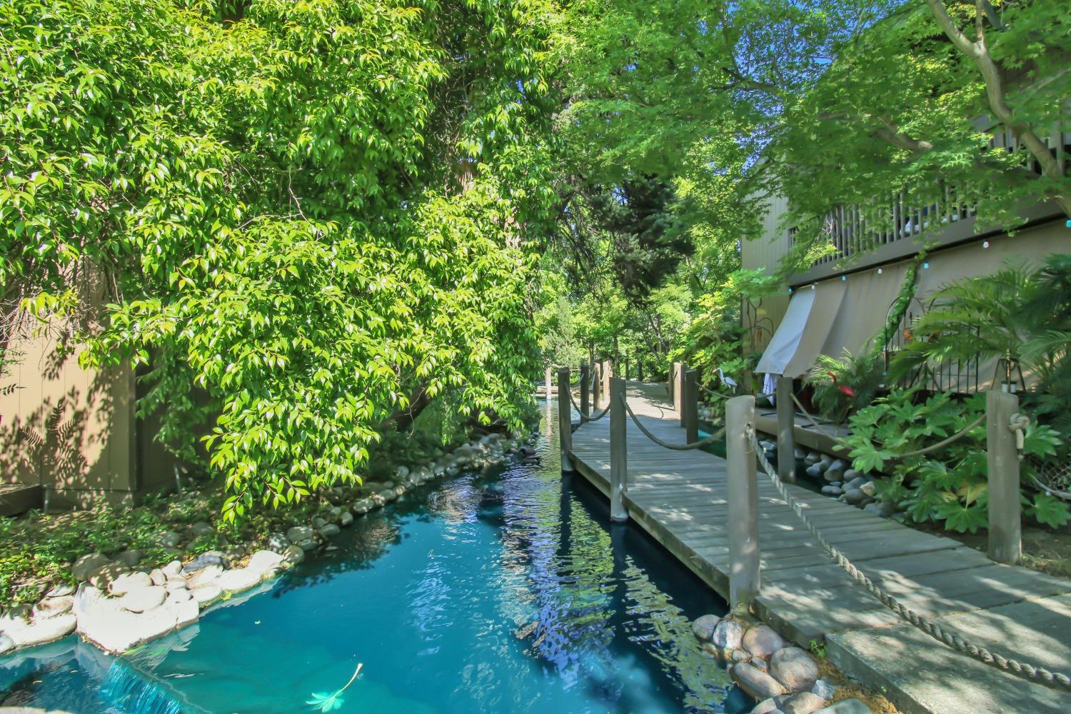 Photo #6: 225058646 Listing: Photo #6