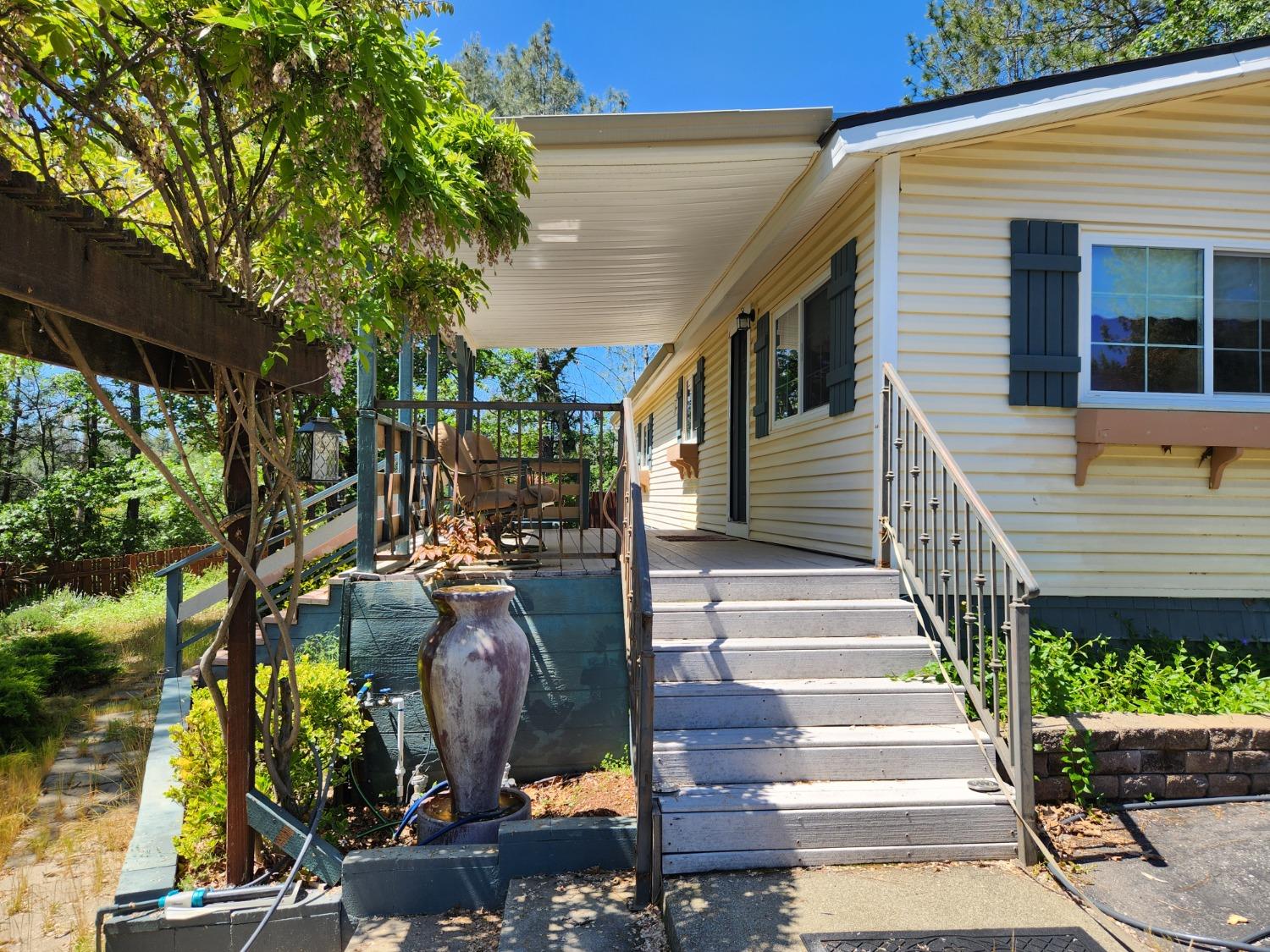 Detail Gallery Image 10 of 33 For 401 Iyu Camp Rd, Colfax,  CA 95713 - 2 Beds | 2 Baths