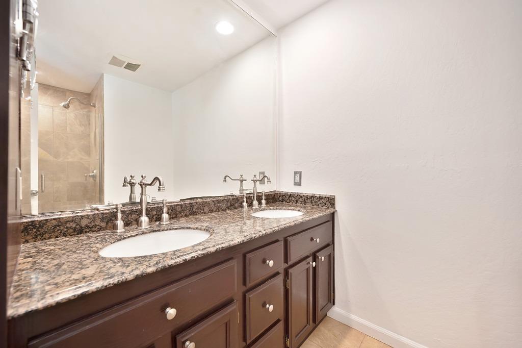 Detail Gallery Image 19 of 31 For 5349 Mcmillan Dr, Fair Oaks,  CA 95628 - 3 Beds | 2 Baths