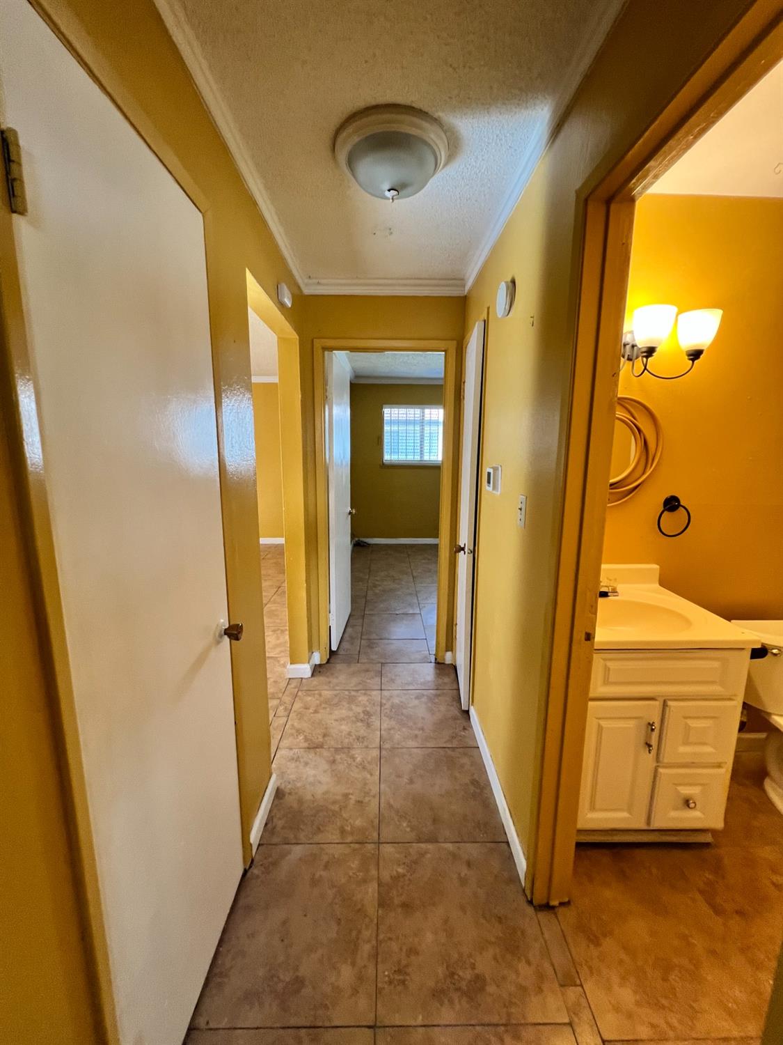 Detail Gallery Image 10 of 10 For 1316 Occidental Ave #1,  Stockton,  CA 95203 - 2 Beds | 1 Baths