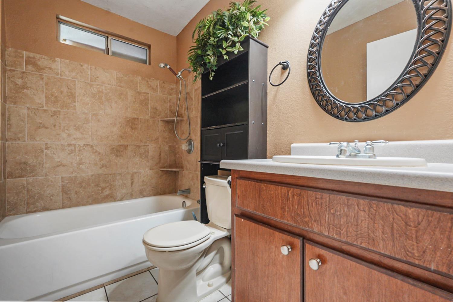 Detail Gallery Image 23 of 34 For 2349 Pinedale Ave, Merced,  CA 95348 - 3 Beds | 2 Baths
