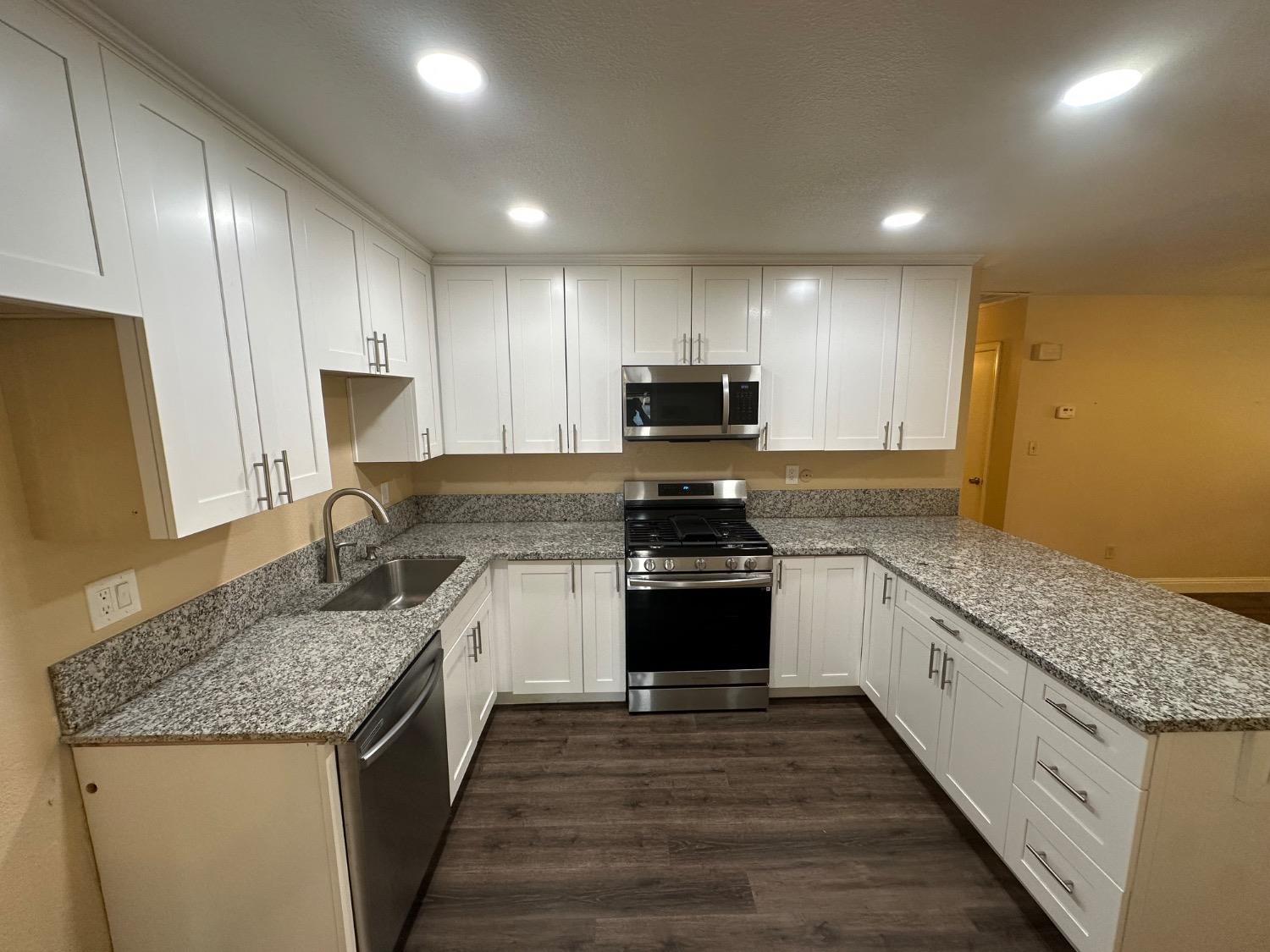Sierra Madre Drive, Modesto, California image 10