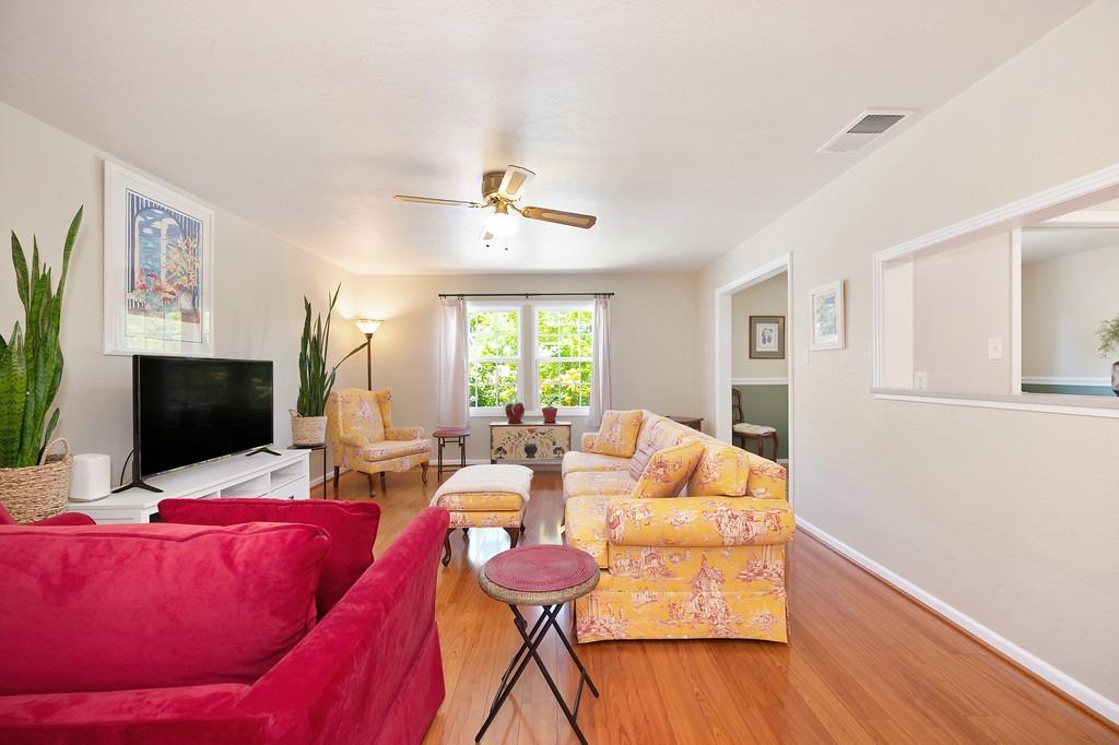 Detail Gallery Image 54 of 80 For 2901 61st St, Sacramento,  CA 95817 - 3 Beds | 1/1 Baths
