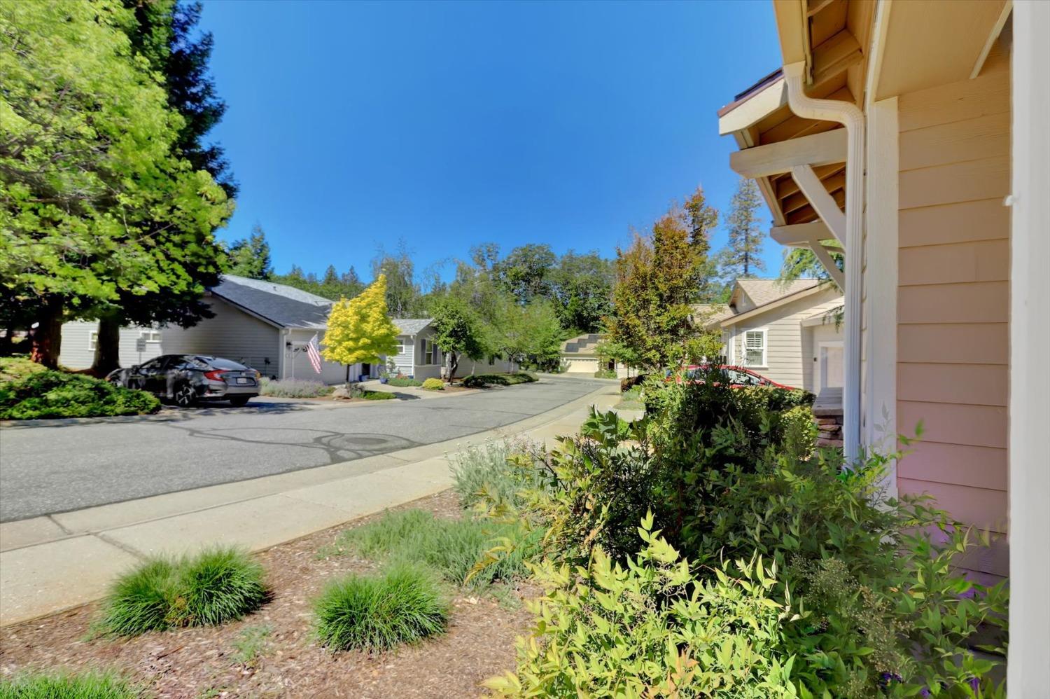 Detail Gallery Image 60 of 66 For 142 Sparrow Cir, Grass Valley,  CA 95945 - 2 Beds | 2 Baths