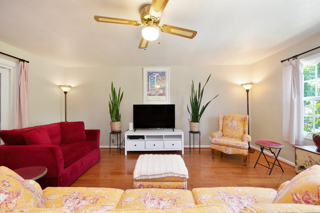 Detail Gallery Image 50 of 80 For 2901 61st St, Sacramento,  CA 95817 - 3 Beds | 1/1 Baths