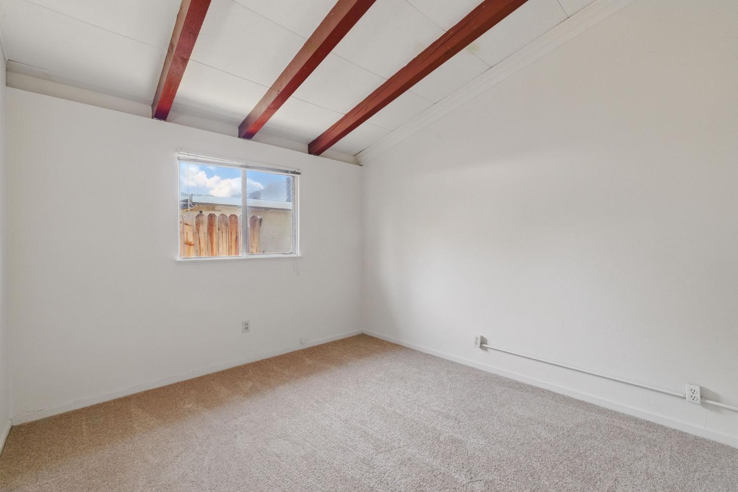 Detail Gallery Image 18 of 41 For 5925 Garibaldi St, Sacramento,  CA 95824 - 3 Beds | 1 Baths