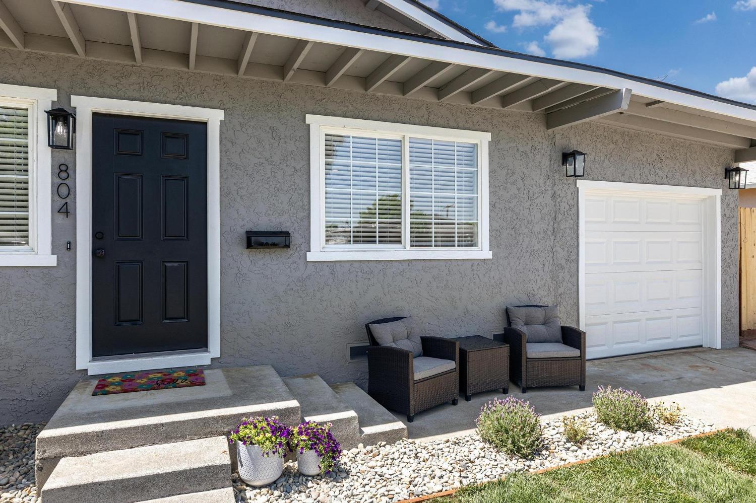 Detail Gallery Image 3 of 30 For 804 Jackson St, Winters,  CA 95694 - 4 Beds | 2 Baths