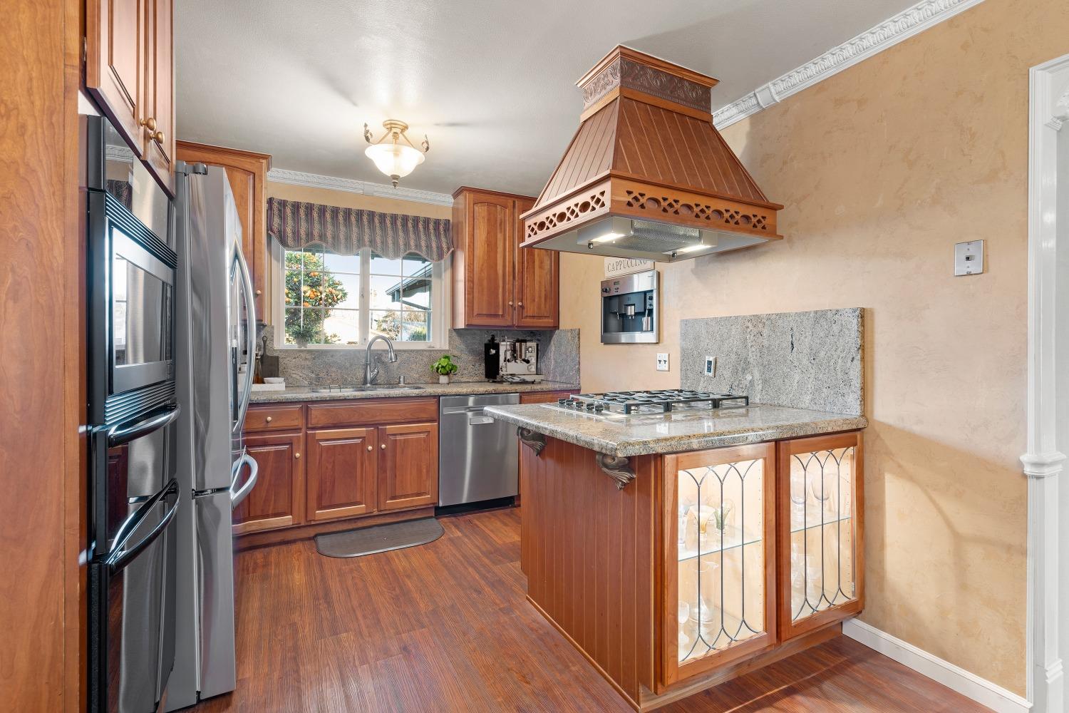 Detail Gallery Image 7 of 44 For 821 Penitencia St, Milpitas,  CA 95035 - 4 Beds | 2 Baths