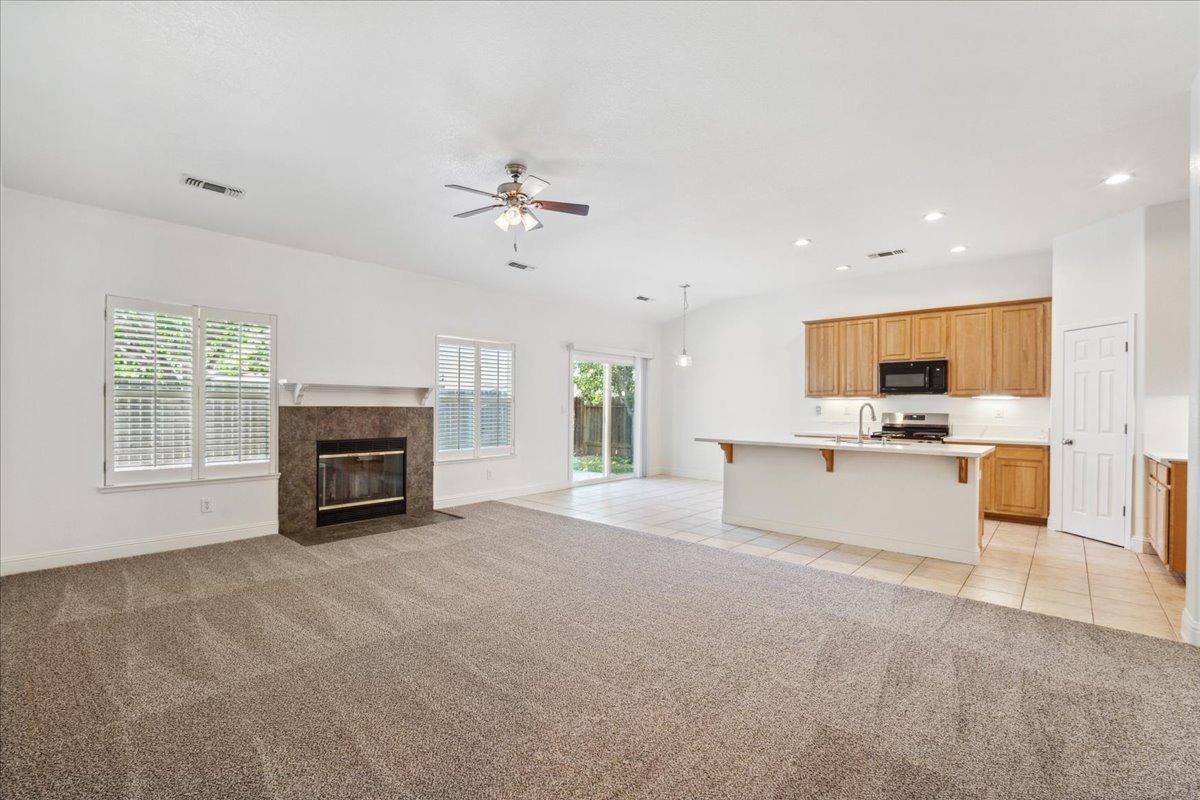 Detail Gallery Image 11 of 45 For 1128 Skyline Dr, Yuba City,  CA 95991 - 4 Beds | 2 Baths