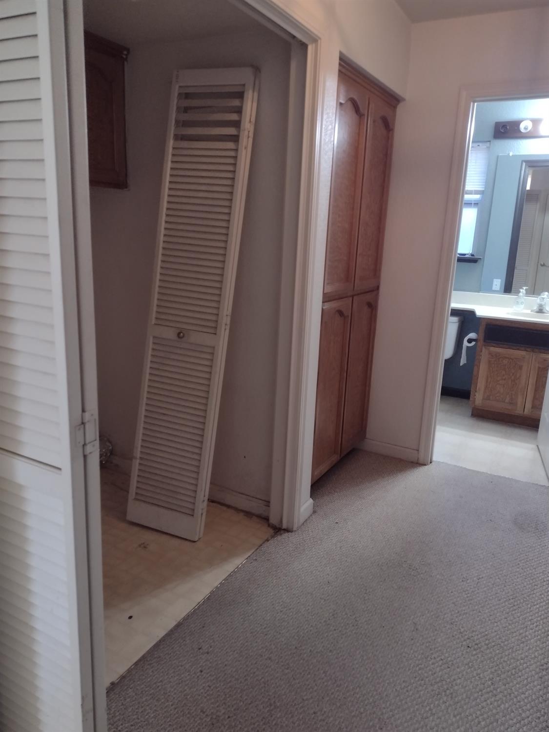 Detail Gallery Image 7 of 56 For 1900 Berryessa Dr, Modesto,  CA 95358 - 3 Beds | 2/1 Baths