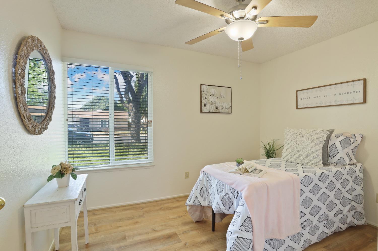 Detail Gallery Image 21 of 26 For 2912 Bateman Ln, Modesto,  CA 95354 - 3 Beds | 2 Baths