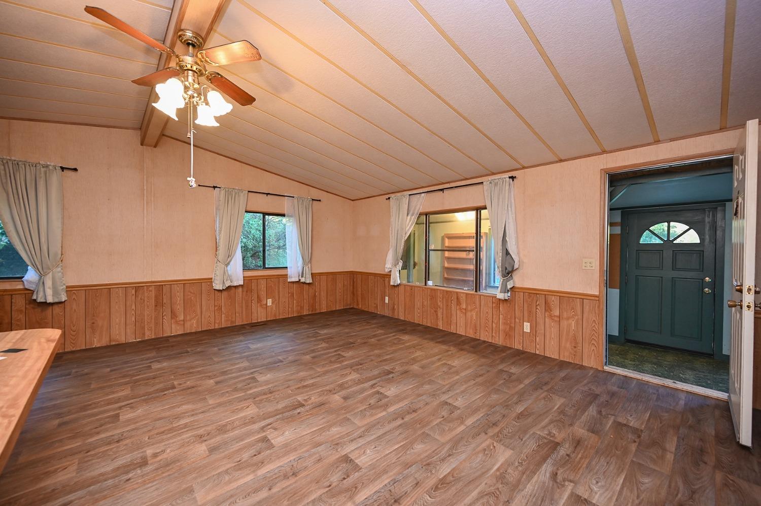 Detail Gallery Image 41 of 70 For 13930 Fiddletown Rd, Fiddletown,  CA 95629 - 3 Beds | 2/1 Baths