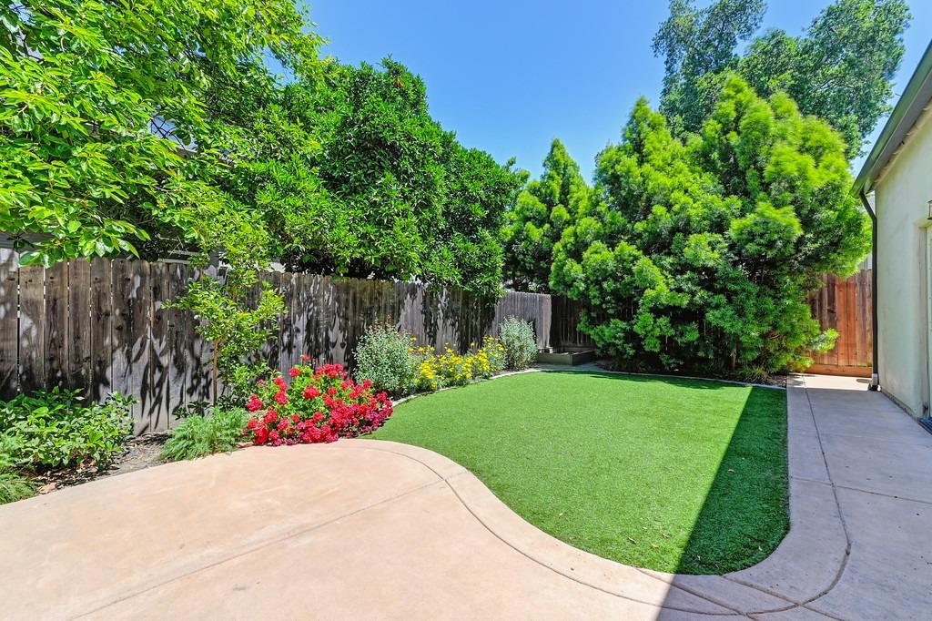 Detail Gallery Image 40 of 46 For 849 10th Ave, Sacramento,  CA 95818 - 3 Beds | 2 Baths