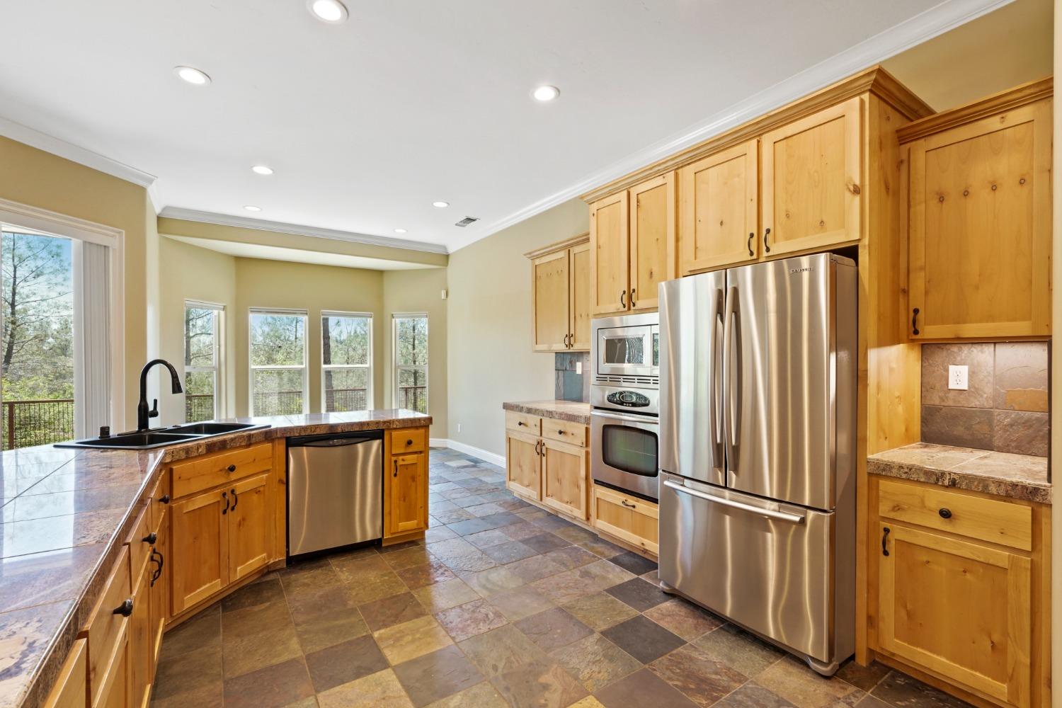 Detail Gallery Image 15 of 71 For 1470 Ponderosa Way, Colfax,  CA 95713 - 3 Beds | 2 Baths