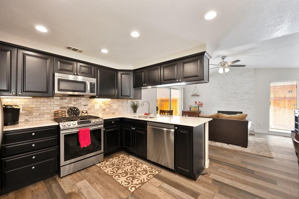 New River Circle, Rancho Cordova, California image 11
