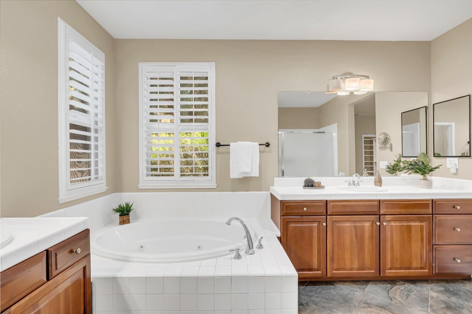 Stageline Circle, Rocklin, California image 47