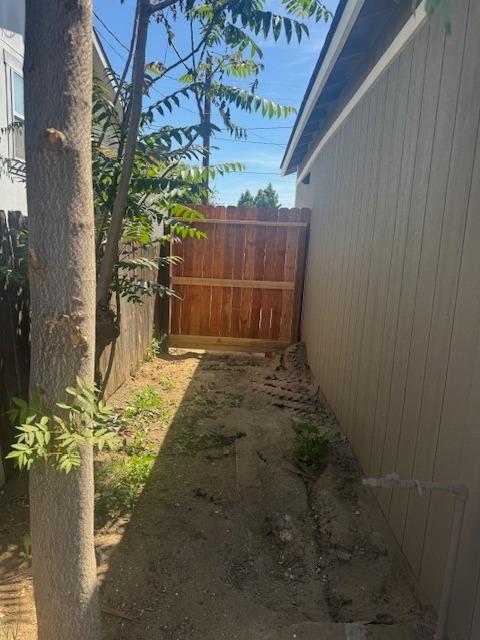 Detail Gallery Image 10 of 14 For 1415 Avondale Ave, Modesto,  CA 95358 - 1 Beds | 1 Baths