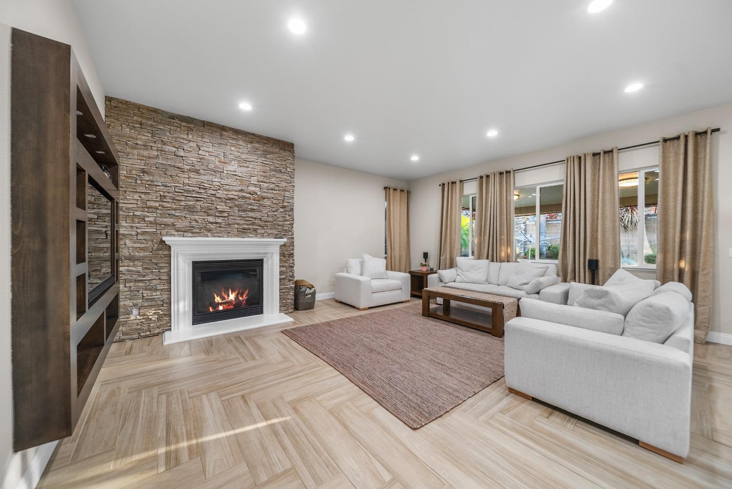 Detail Gallery Image 23 of 41 For 3201 Oselot Way, Rancho Cordova,  CA 95670 - 4 Beds | 2 Baths