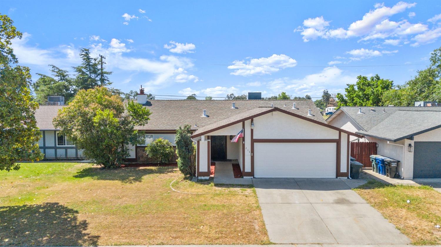 Detail Gallery Image 10 of 45 For 216 Jubilee Way, Rio Linda,  CA 95673 - 3 Beds | 2 Baths