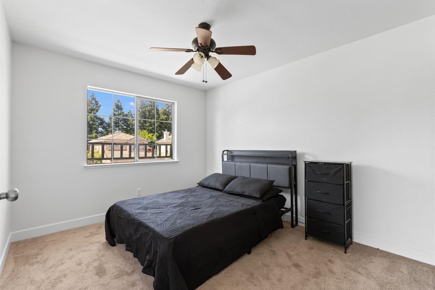 Detail Gallery Image 36 of 50 For 9557 W Village Tree Dr, Elk Grove,  CA 95758 - 3 Beds | 2/1 Baths