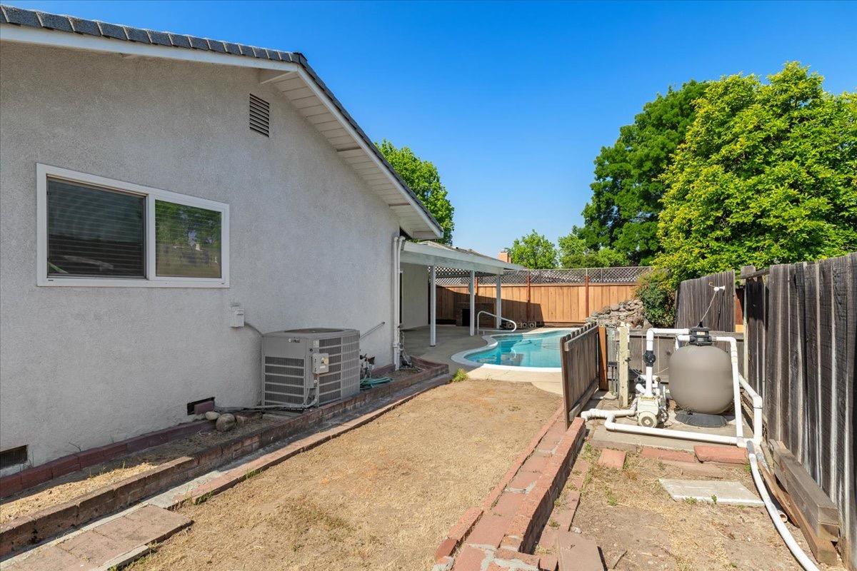 Detail Gallery Image 48 of 51 For 2501 Continental Dr, Modesto,  CA 95355 - 3 Beds | 2 Baths
