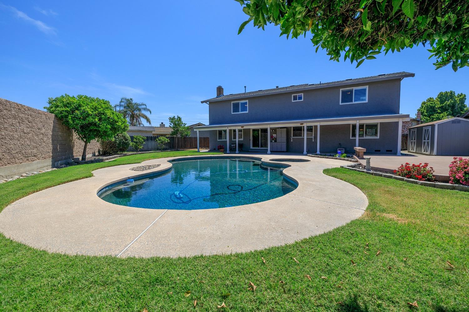 Oakridge Court, Modesto, California image 34