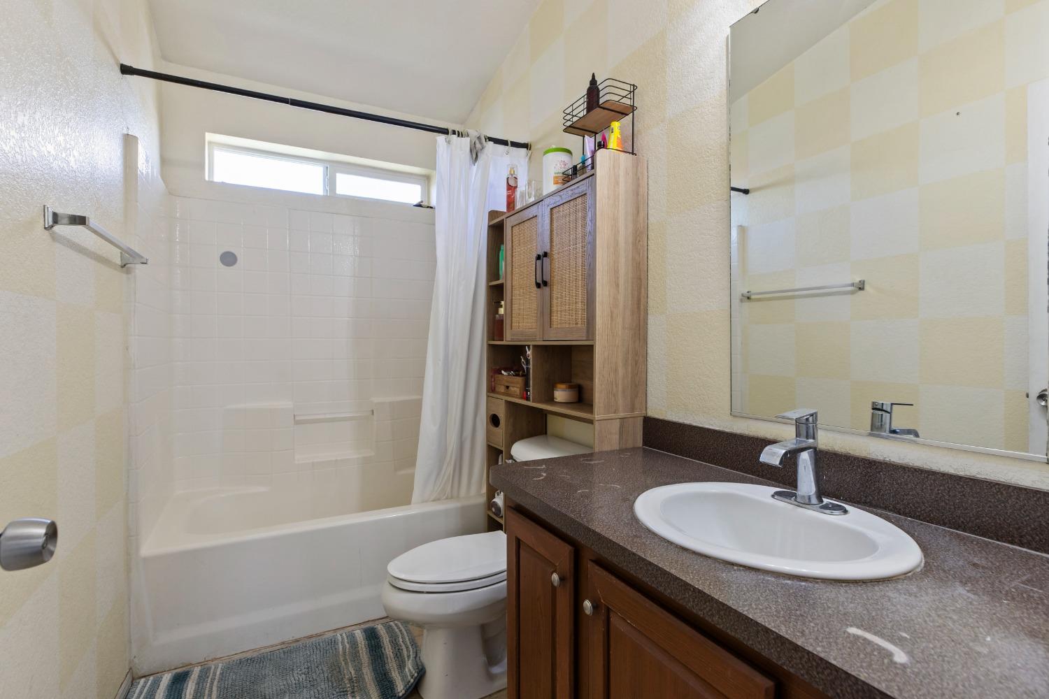 Detail Gallery Image 14 of 23 For 7341 Eleanor Ave, Oakdale,  CA 95361 - 3 Beds | 2 Baths