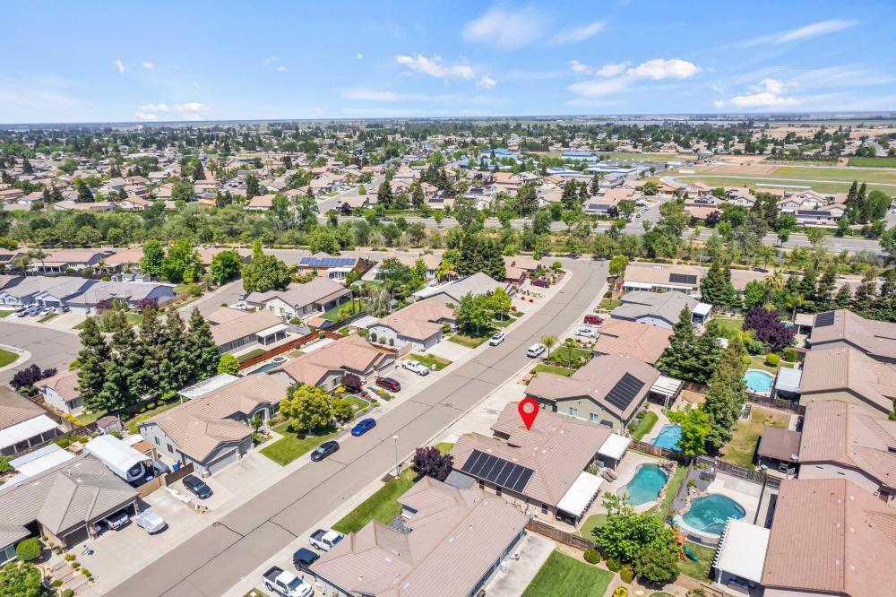 Detail Gallery Image 61 of 66 For 929 Jordine Way, Galt,  CA 95632 - 5 Beds | 2/1 Baths