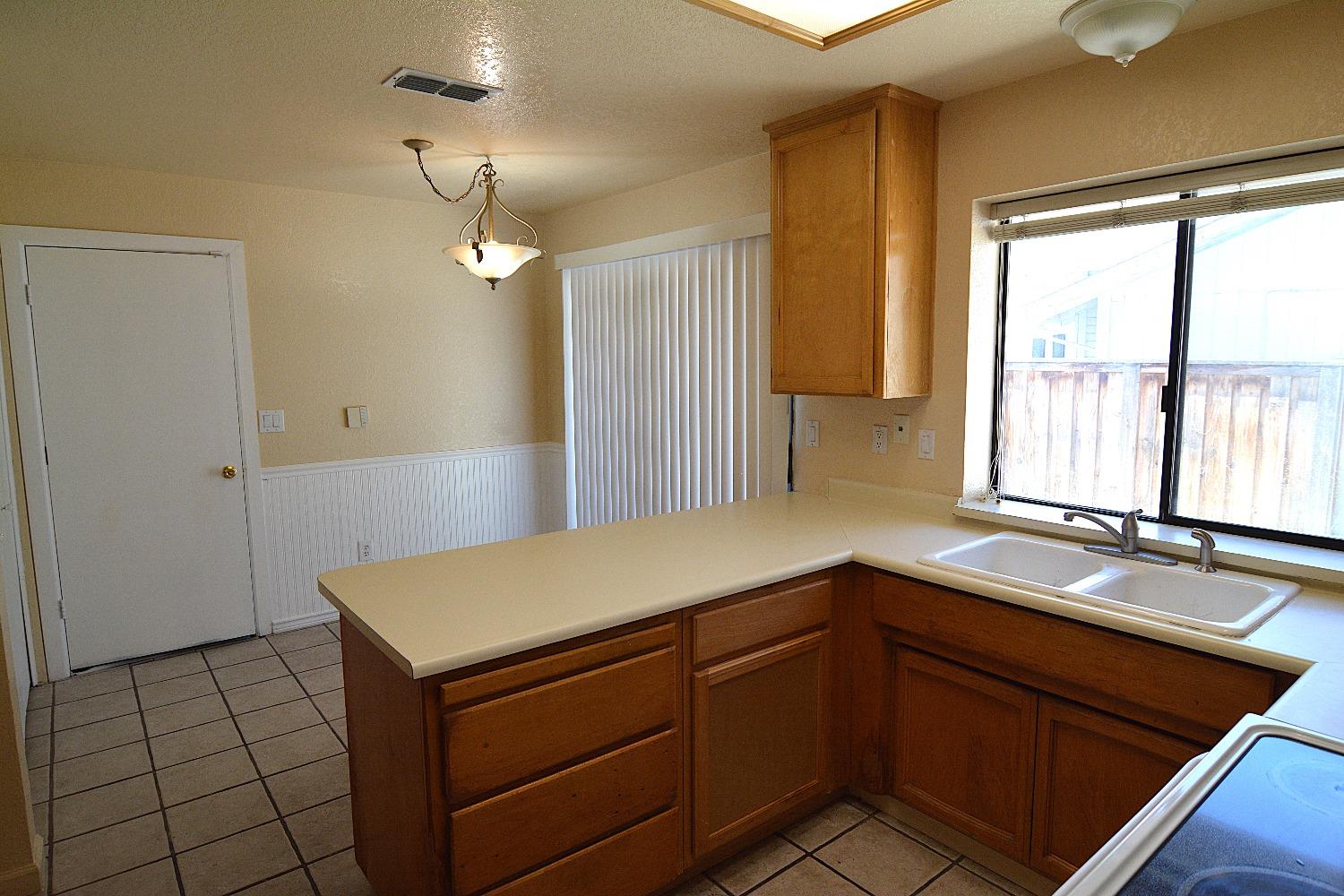 Lowther Way, Antelope, California image 8