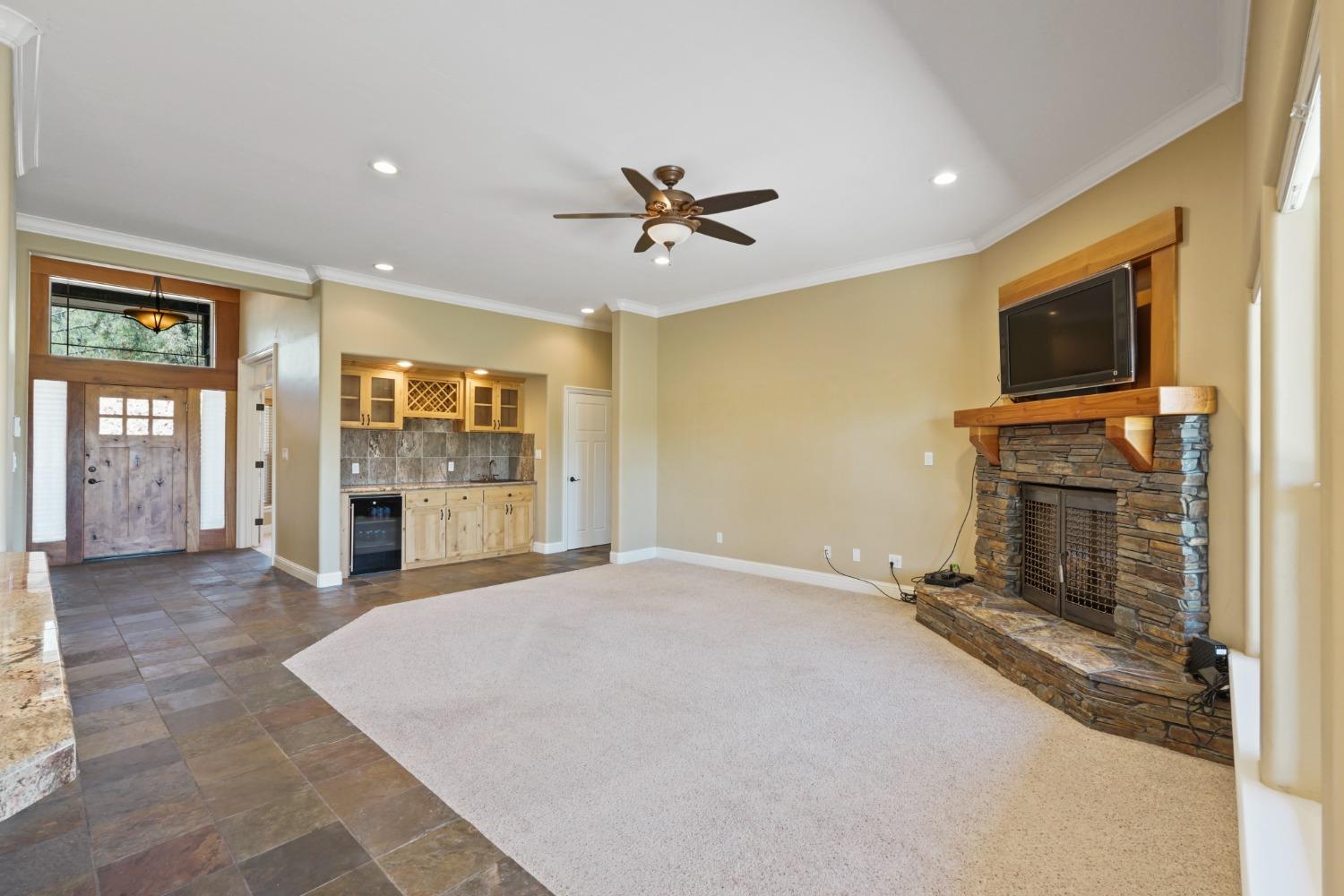 Detail Gallery Image 10 of 71 For 1470 Ponderosa Way, Colfax,  CA 95713 - 3 Beds | 2 Baths