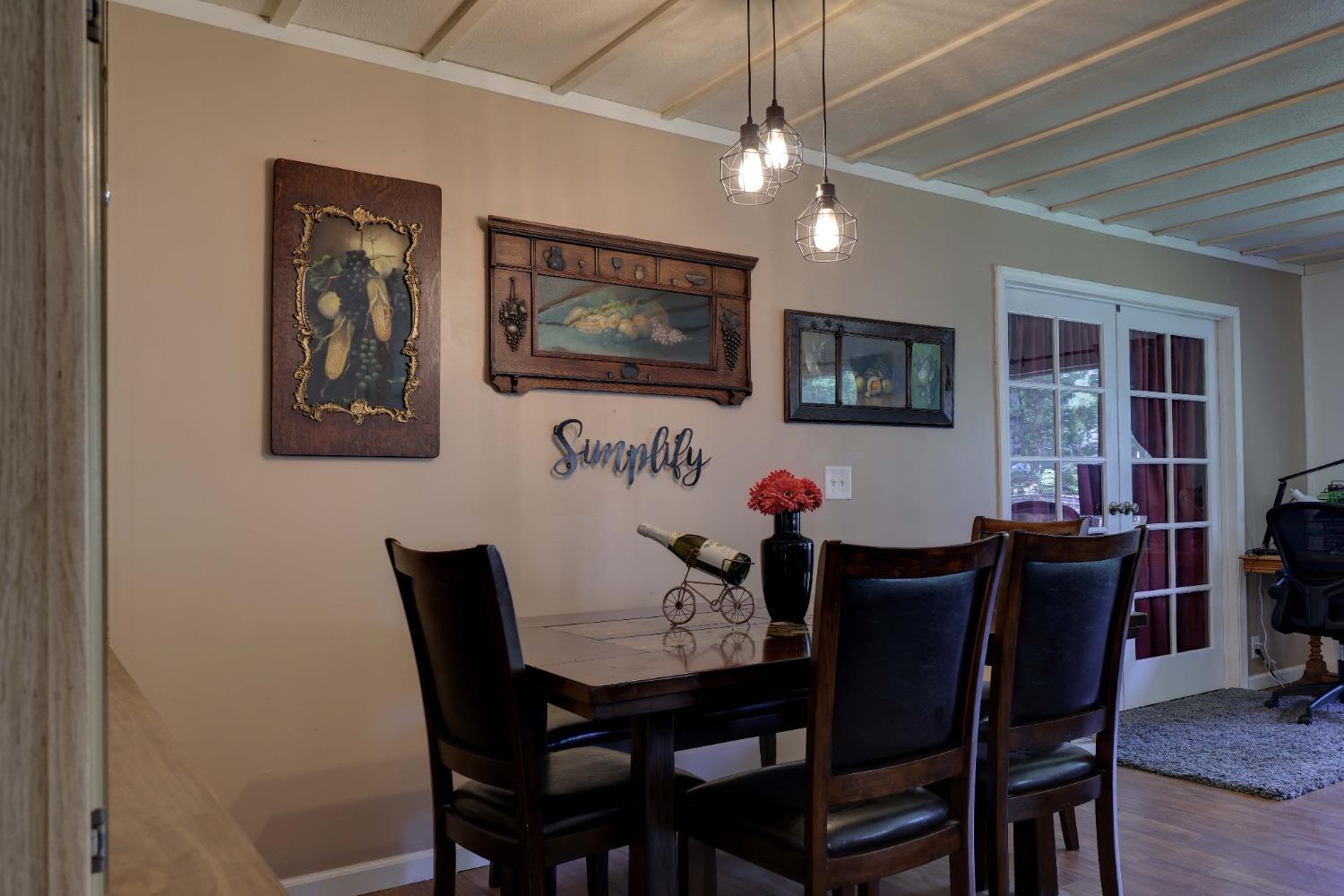 Detail Gallery Image 8 of 23 For 10160 Penn Oak Ln, Rough And Ready,  CA 95975 - 3 Beds | 2 Baths