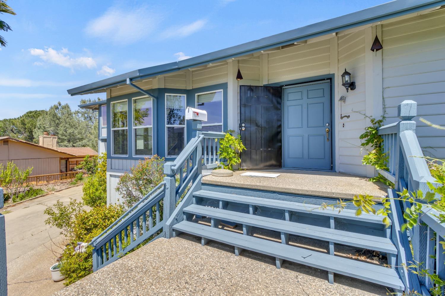 Detail Gallery Image 7 of 60 For 3375 Sudbury Rd, Cameron Park,  CA 95682 - 3 Beds | 3 Baths