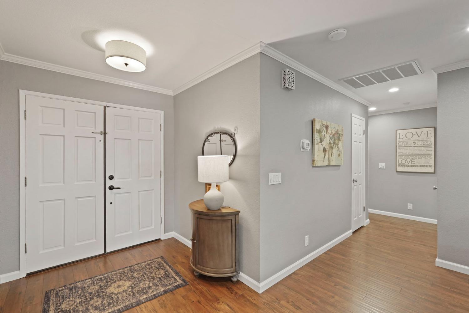 Detail Gallery Image 9 of 37 For 2235 Starr Dr, Lodi,  CA 95242 - 3 Beds | 2 Baths
