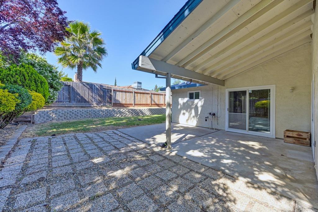 Detail Gallery Image 26 of 31 For 6704 Green Ash Ct, Citrus Heights,  CA 95610 - 4 Beds | 2 Baths