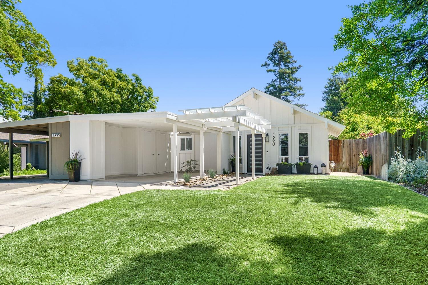 Halifax Avenue, Davis, California image 1