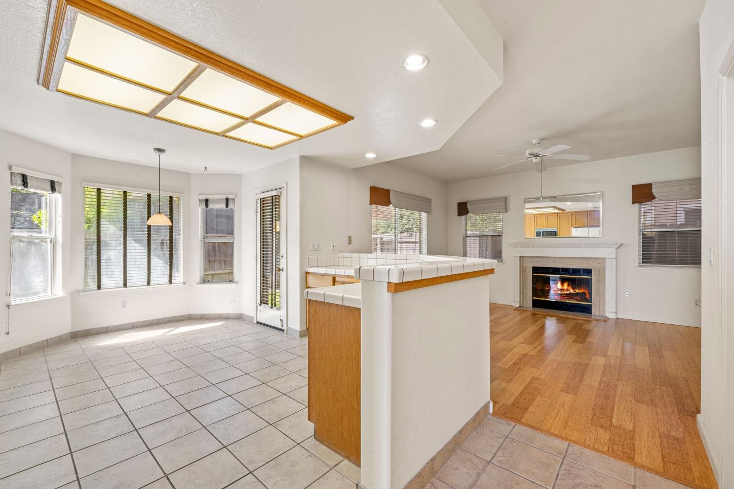 Detail Gallery Image 17 of 56 For 2936 Trigo Way, Sacramento,  CA 95833 - 3 Beds | 2/1 Baths