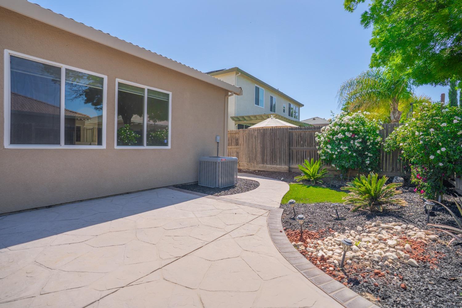 Detail Gallery Image 51 of 67 For 2196 Naples Ct, Los Banos,  CA 93635 - 3 Beds | 2 Baths