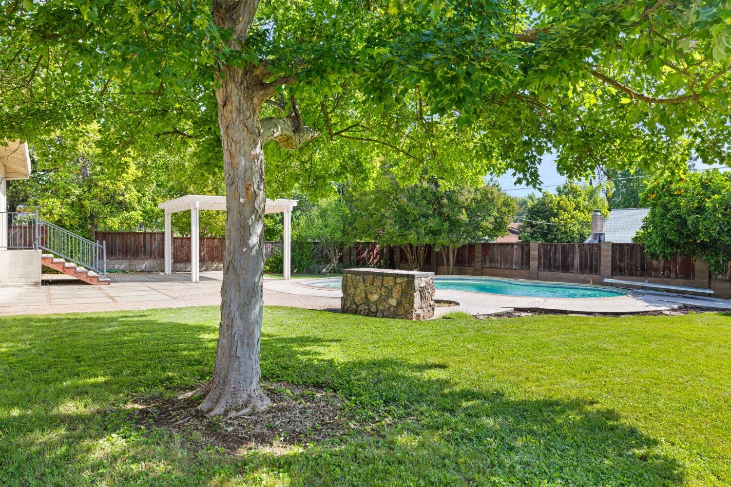 Detail Gallery Image 39 of 46 For 5038 Illinois Ave, Fair Oaks,  CA 95628 - 4 Beds | 2 Baths