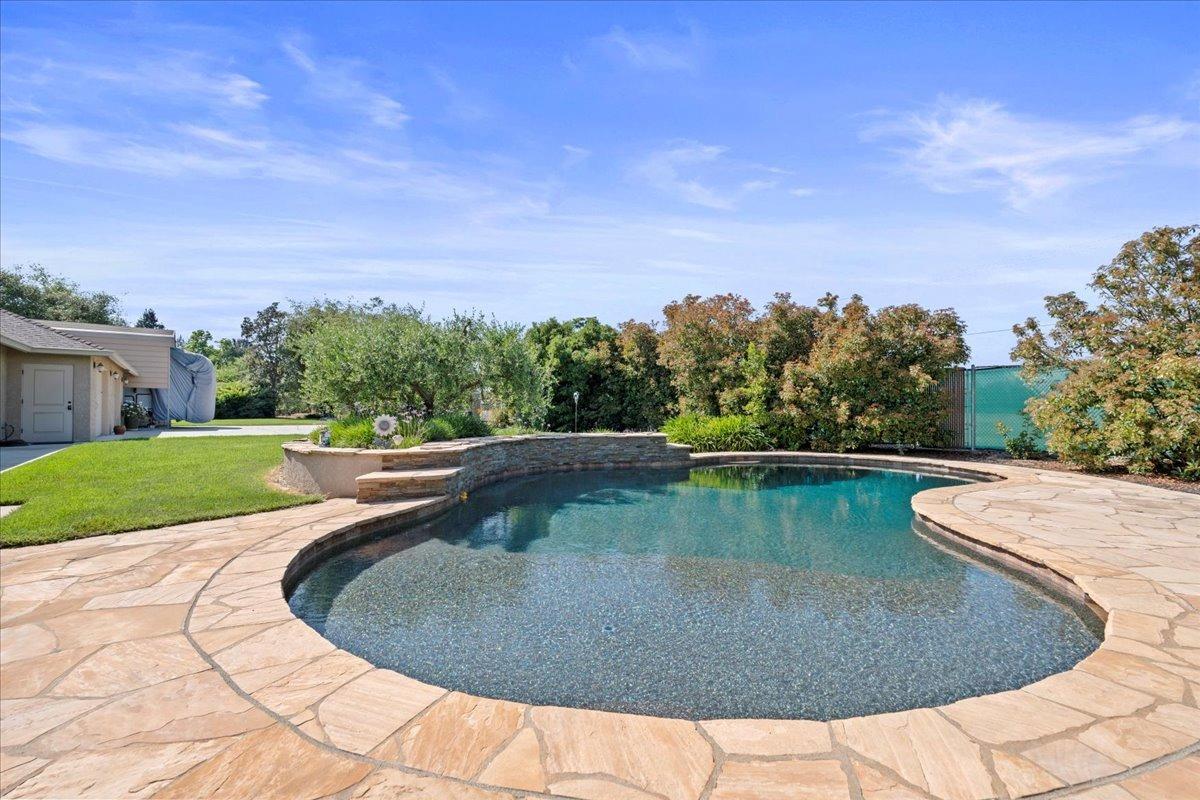 Detail Gallery Image 35 of 39 For 4001 S Sperry Rd, Denair,  CA 95316 - 3 Beds | 3 Baths
